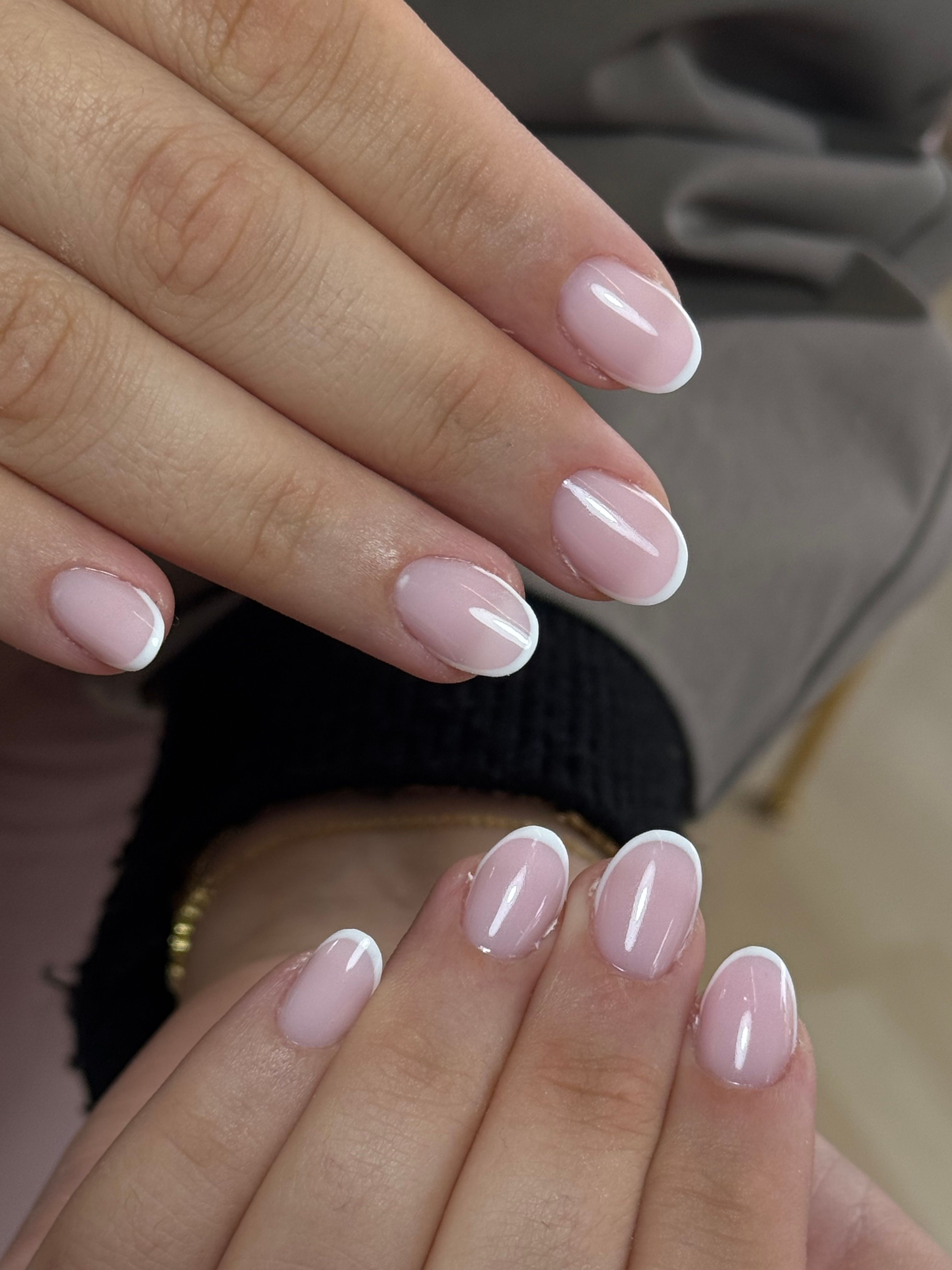 Nail art créatif — rallongement