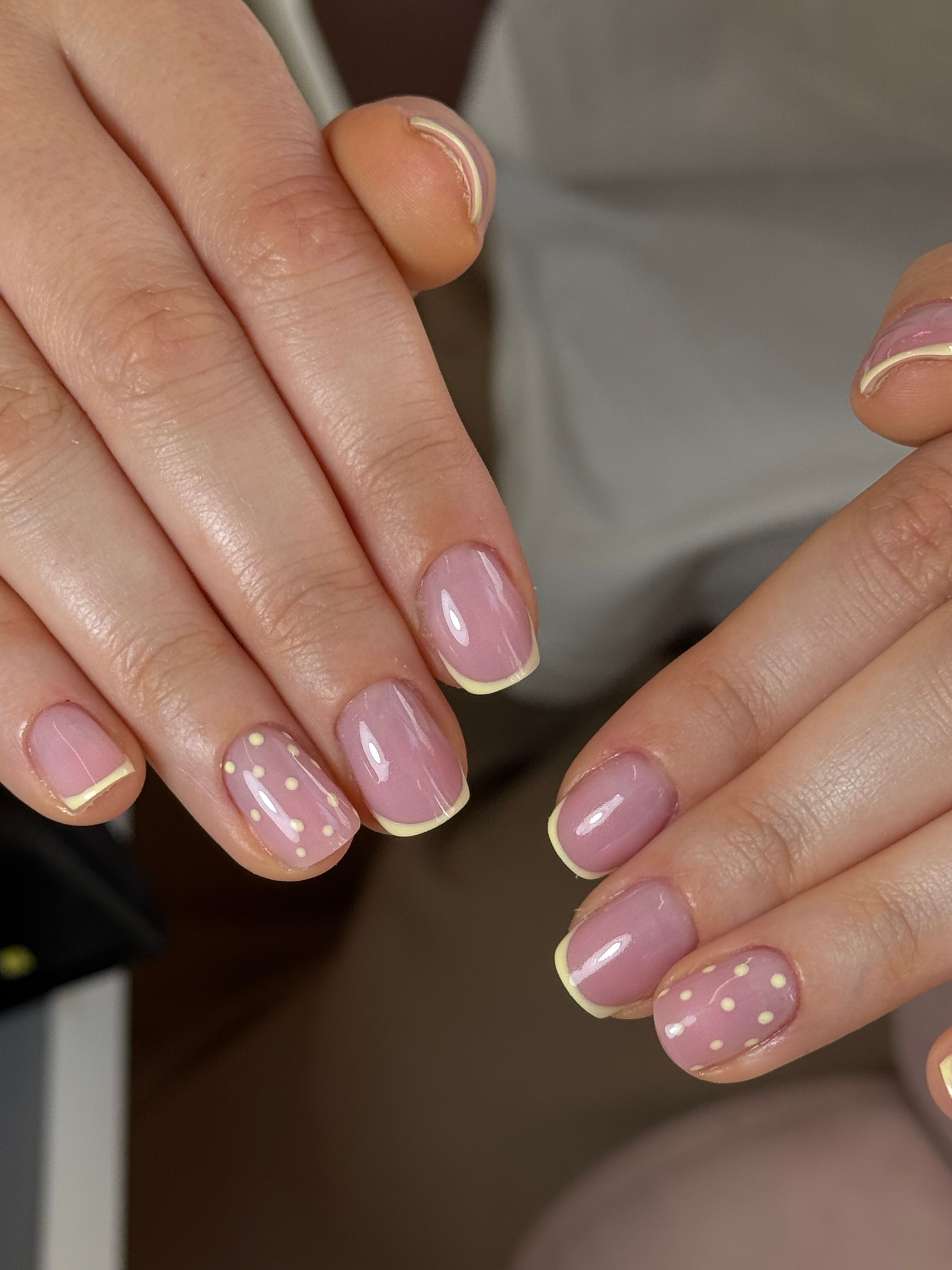 Gainage structuré — ongles naturels renforcés