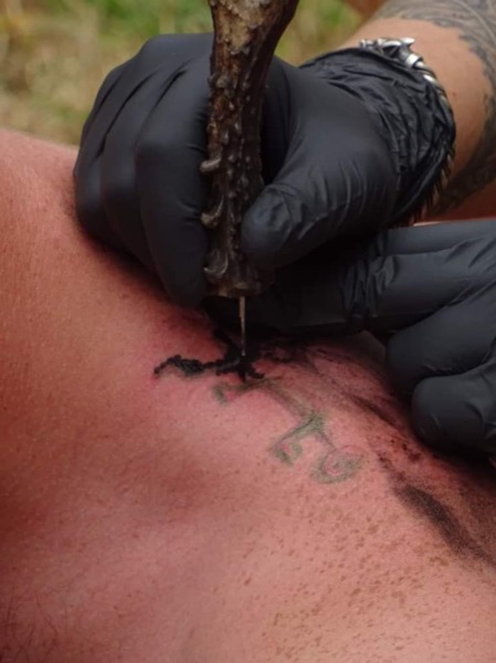 Réalisation handpoke